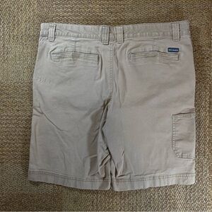 Columbia Men's Flex ROC Chino Shorts Beige Utility Cargo Size 36x10